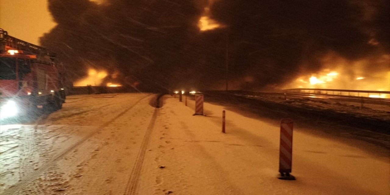 Boru hattında patlama! İki şehir arasında ulaşım durdu