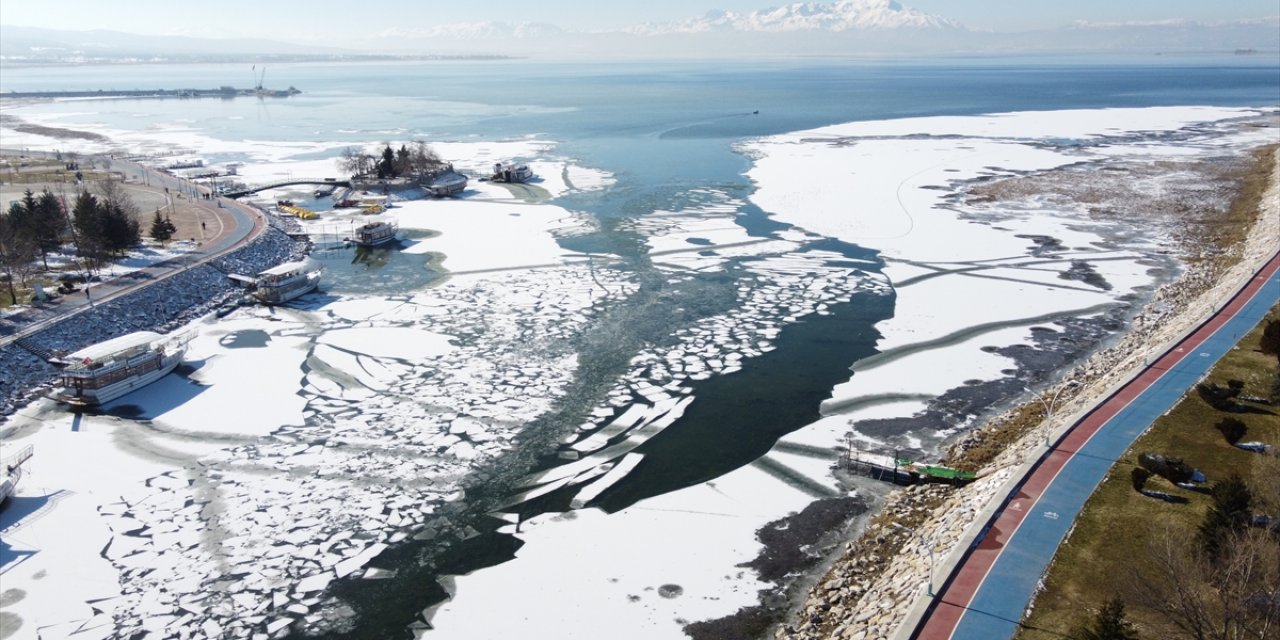 Konya'da kar güzelliği! Fotoğraf tutkunları buraya akın ediyor