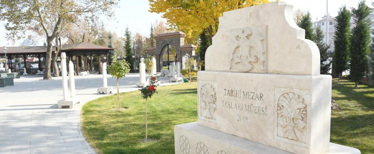 Konya Büyükşehir, tarihi mezar taşlarına sahip çıkıyor