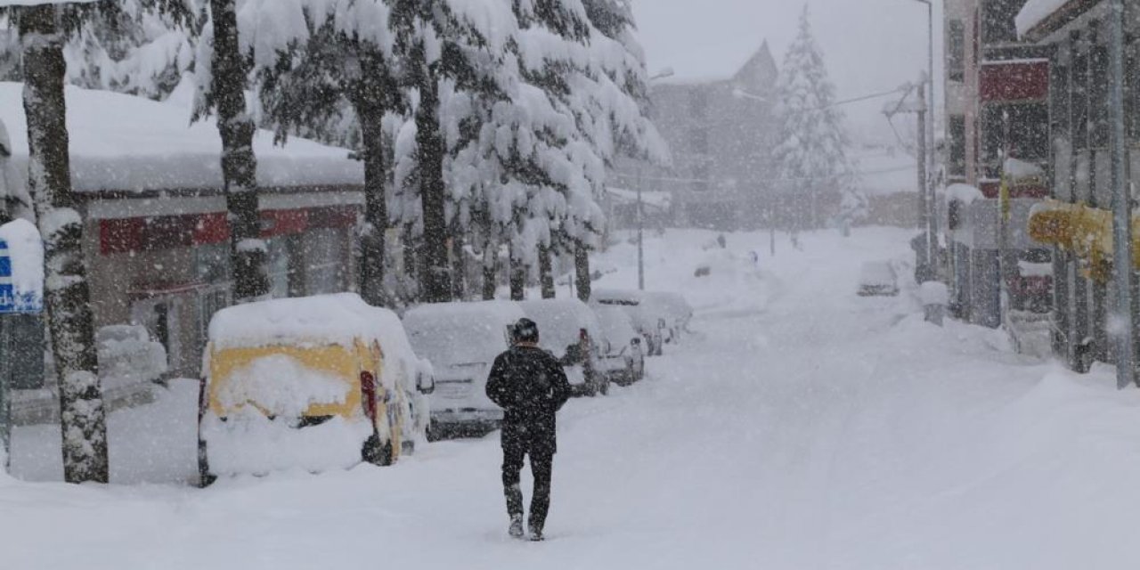 -16 derece soğuk, 2 metreye yaklaşan kar! İşte Konya'da ölçülen son değerler