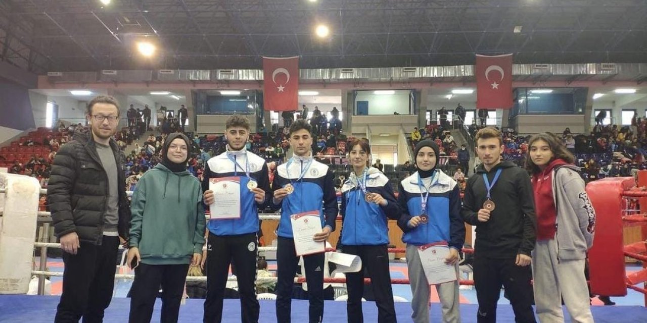 Türkiye Kick Boks Turnuvası'nda şampiyon Konya'dan çıktı
