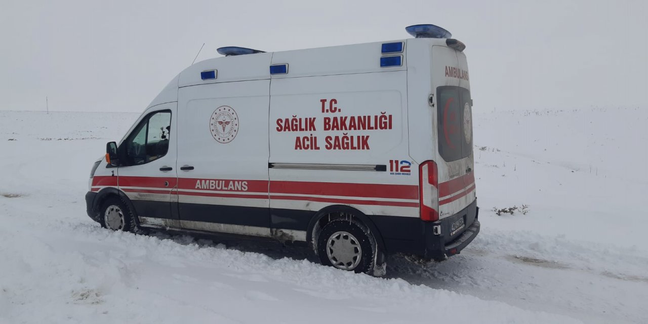 Konya'da 5 kişilik aile, sobadan sızan gazdan zehirlendi