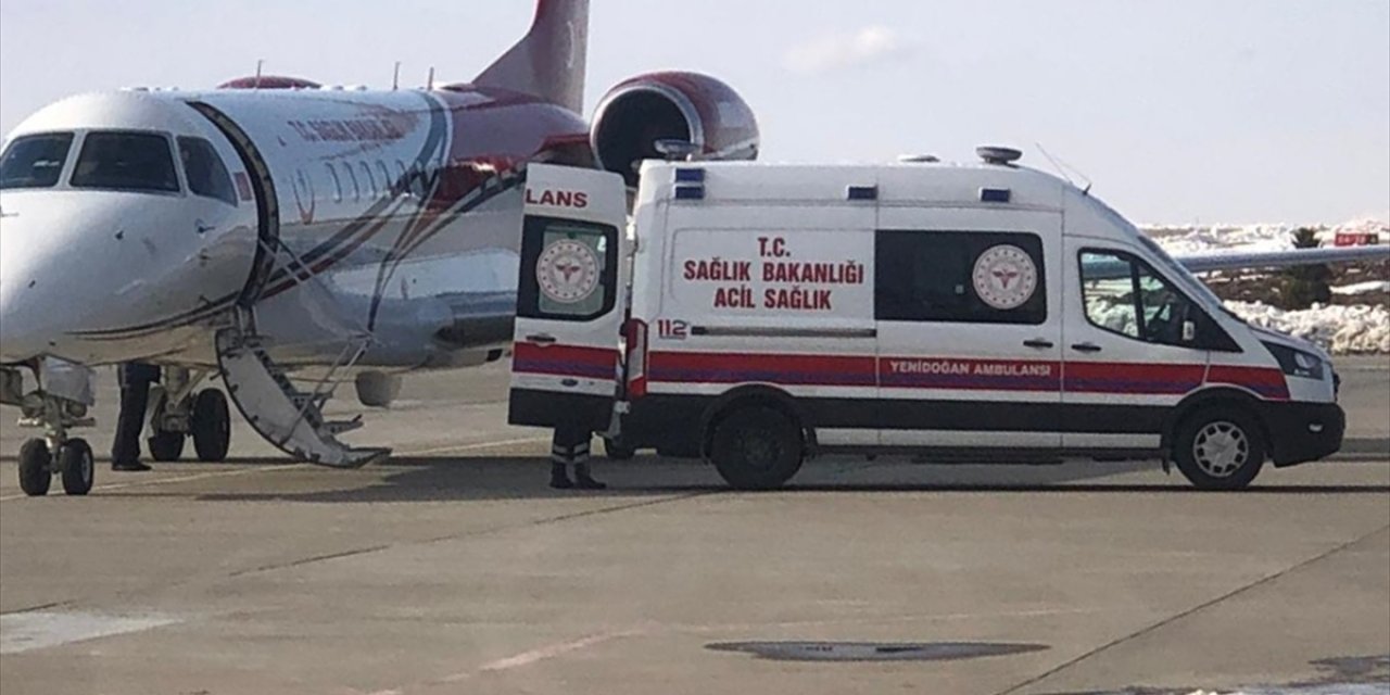 Kalp hastası 2,5 aylık bebek ambulans uçakla Konya'ya getirildi