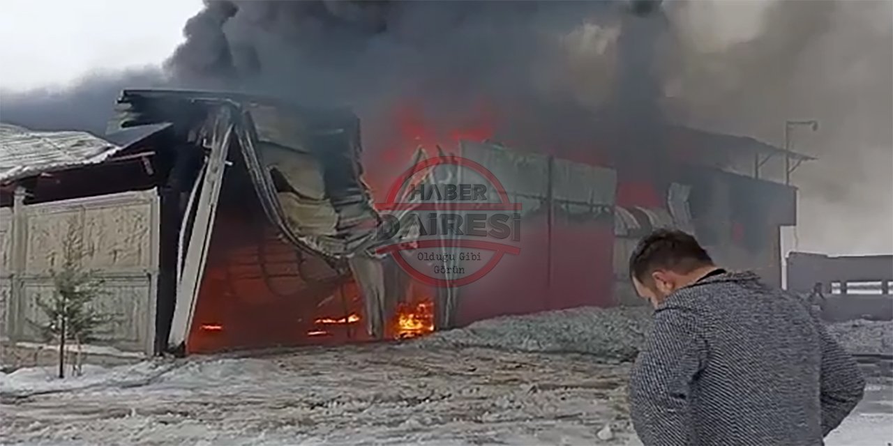 Konya’da korkutan yangın! Depo, içindekilerle yandı