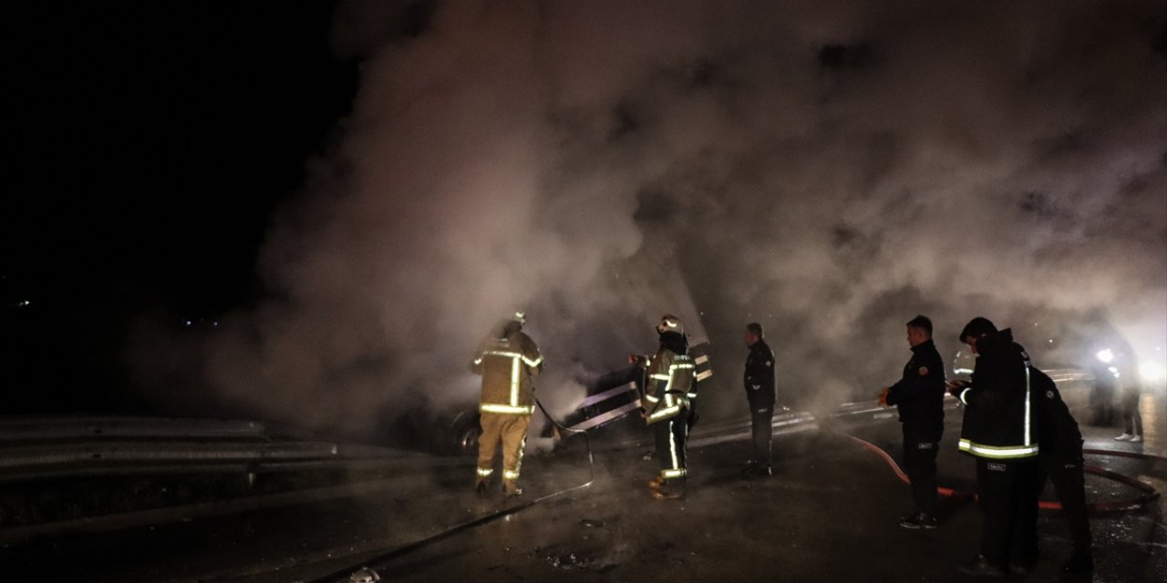 Feci kaza: 2 kişi yanarak can verdi