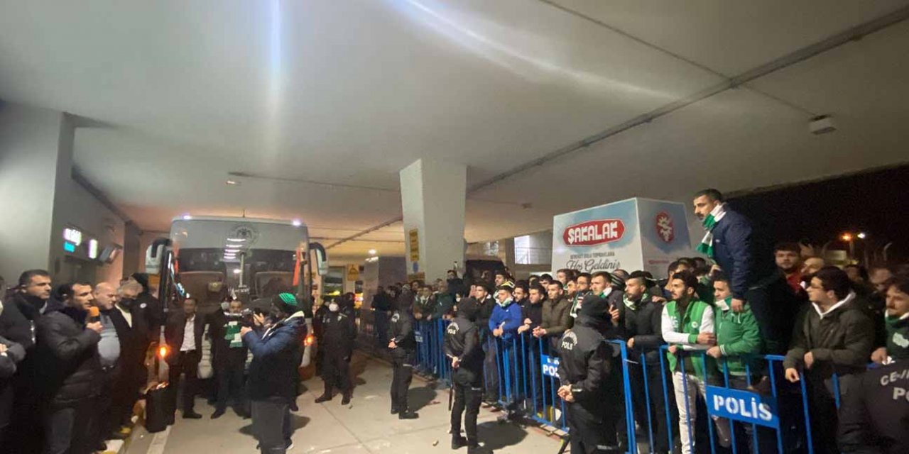 Konyaspor’a coşkulu karşılama