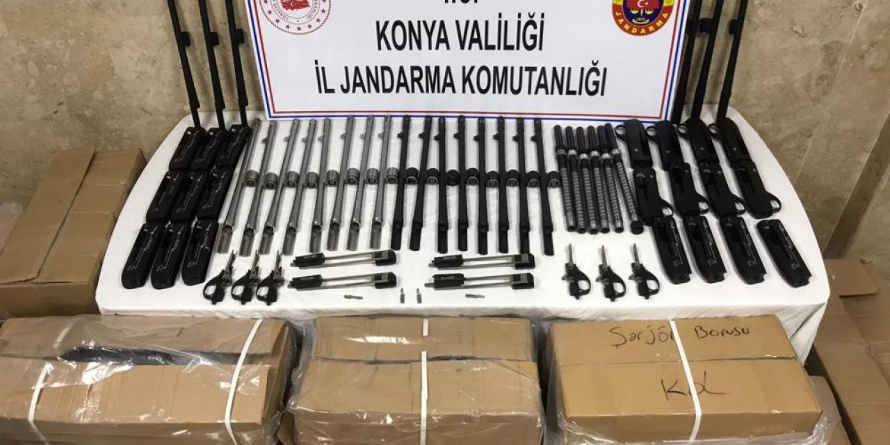 Konya'da 350 adet kaçak av tüfeği ele geçirildi