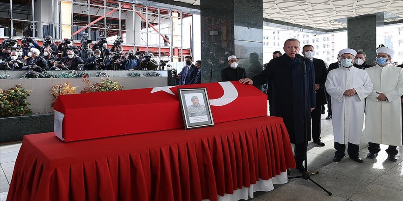 Şehit Özel Harekat Şube Müdürü Hayrettin Eren son yolculuğa uğurlandı