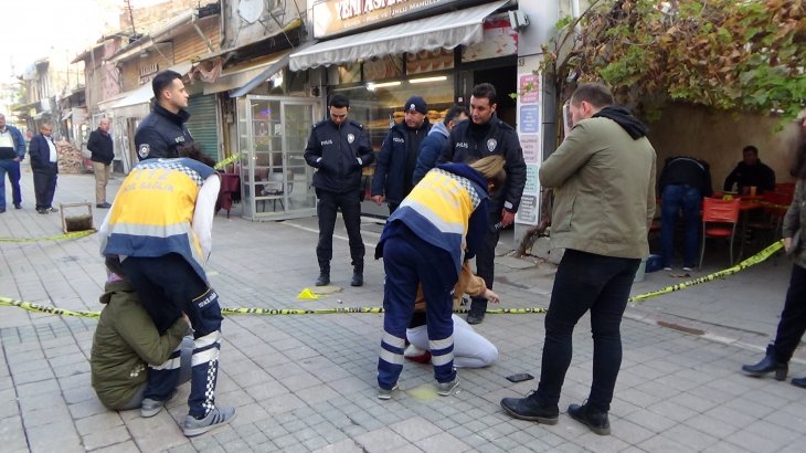 Eski eşini yaraladıktan sonra fırında çalışan kişiyi öldürdü