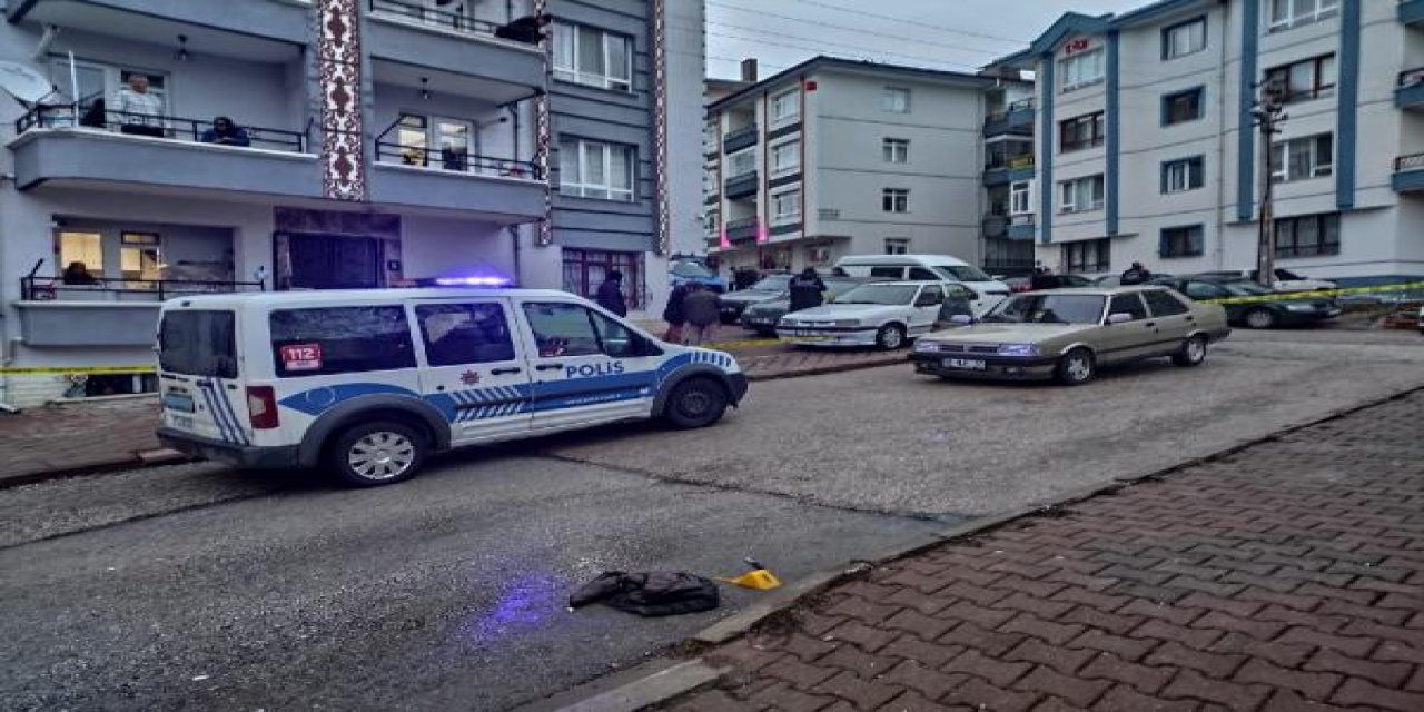 Eski damadının öldürdüğü kadın toprağa verildi