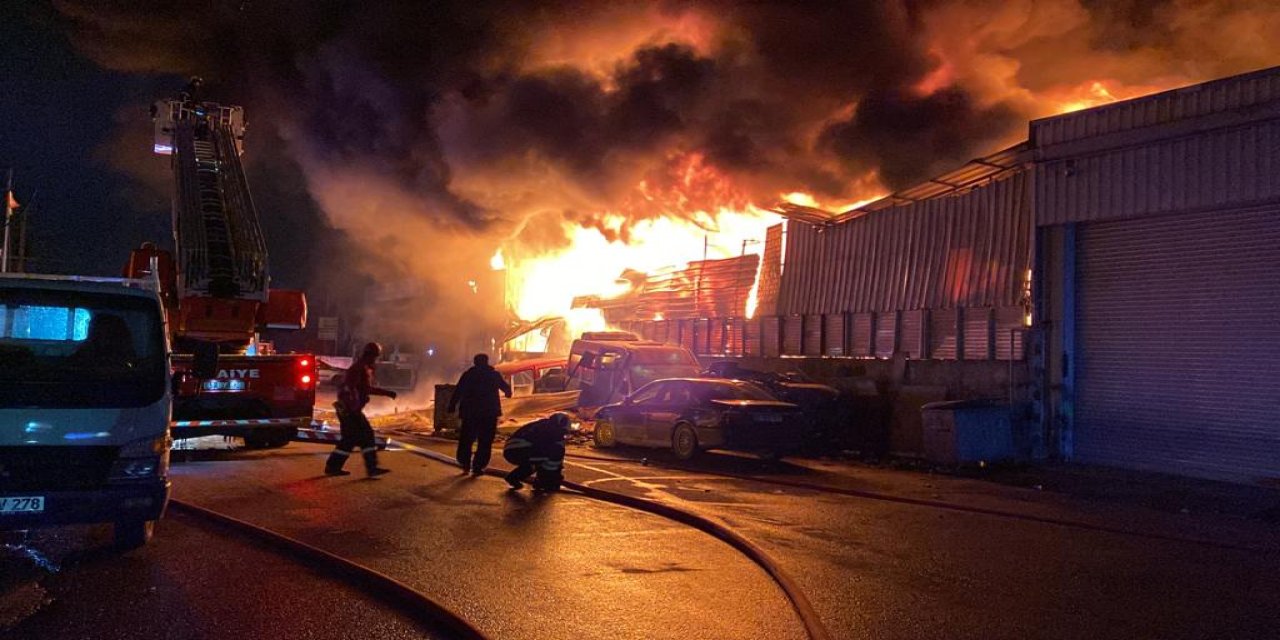 Sanayi sitesinde korkutan yangın