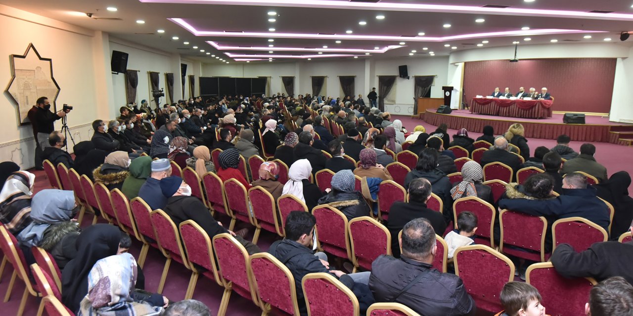 Konya’da “Tahir Büyükkörükçü Hocaefendi Paneli” düzenlendi