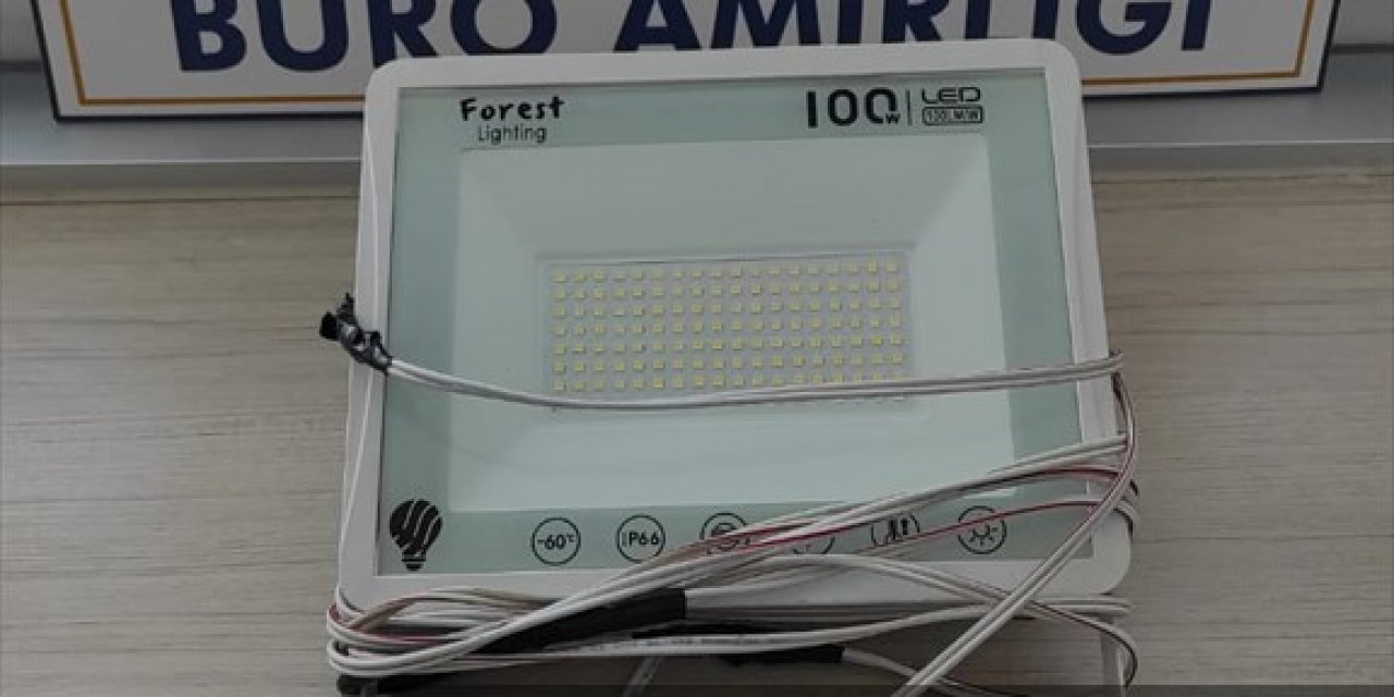 Konya'da okuldan projektör çalan hırsız yakalandı