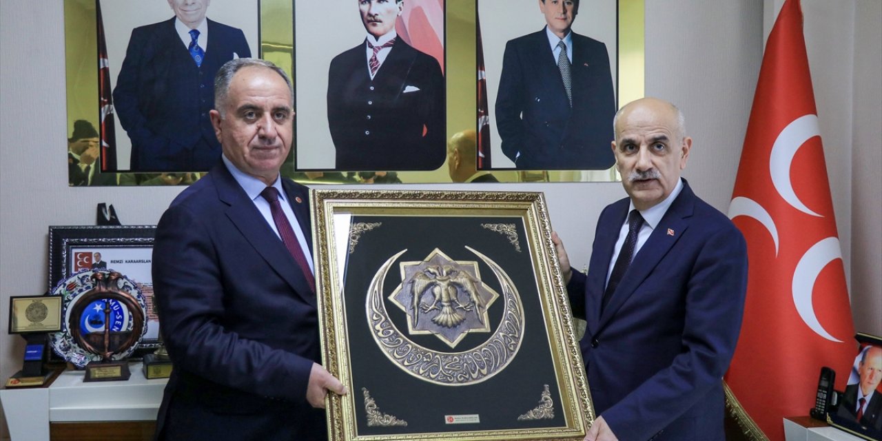 Tarım ve Orman Bakanı Kirişci, MHP Konya İl Başkanlığında konuştu