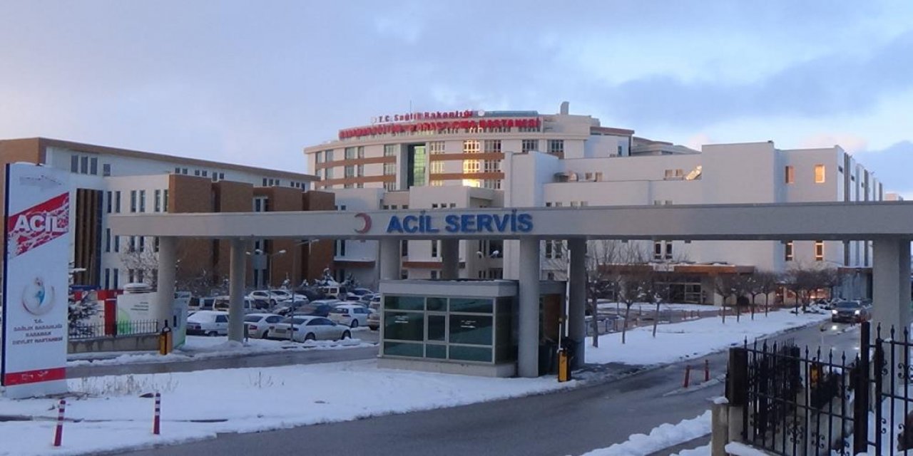 İkiz bebeklere hamile olan hemşire hayatını kaybetti