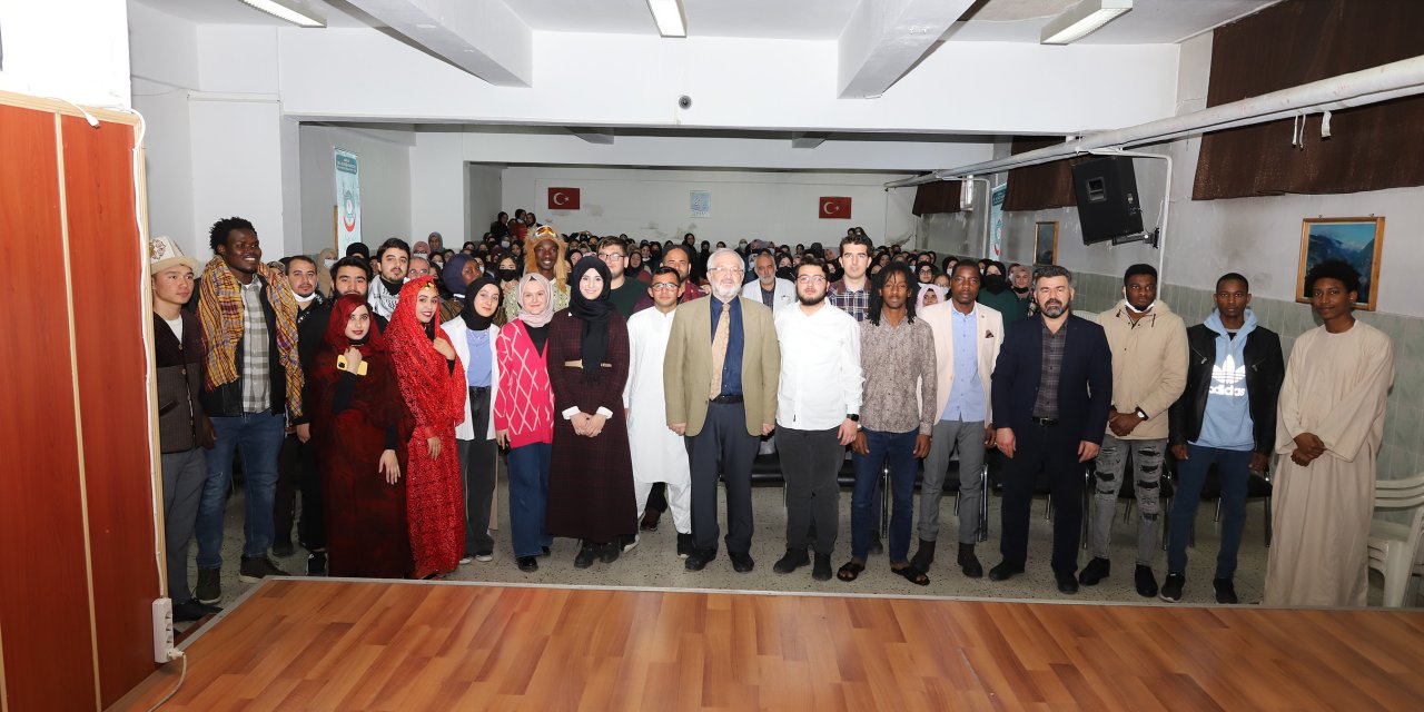 Konya Büyükşehir Gençlik Meclisi, “Uluslararası Kültür Tanıtım Programları” gerçekleştiriyor