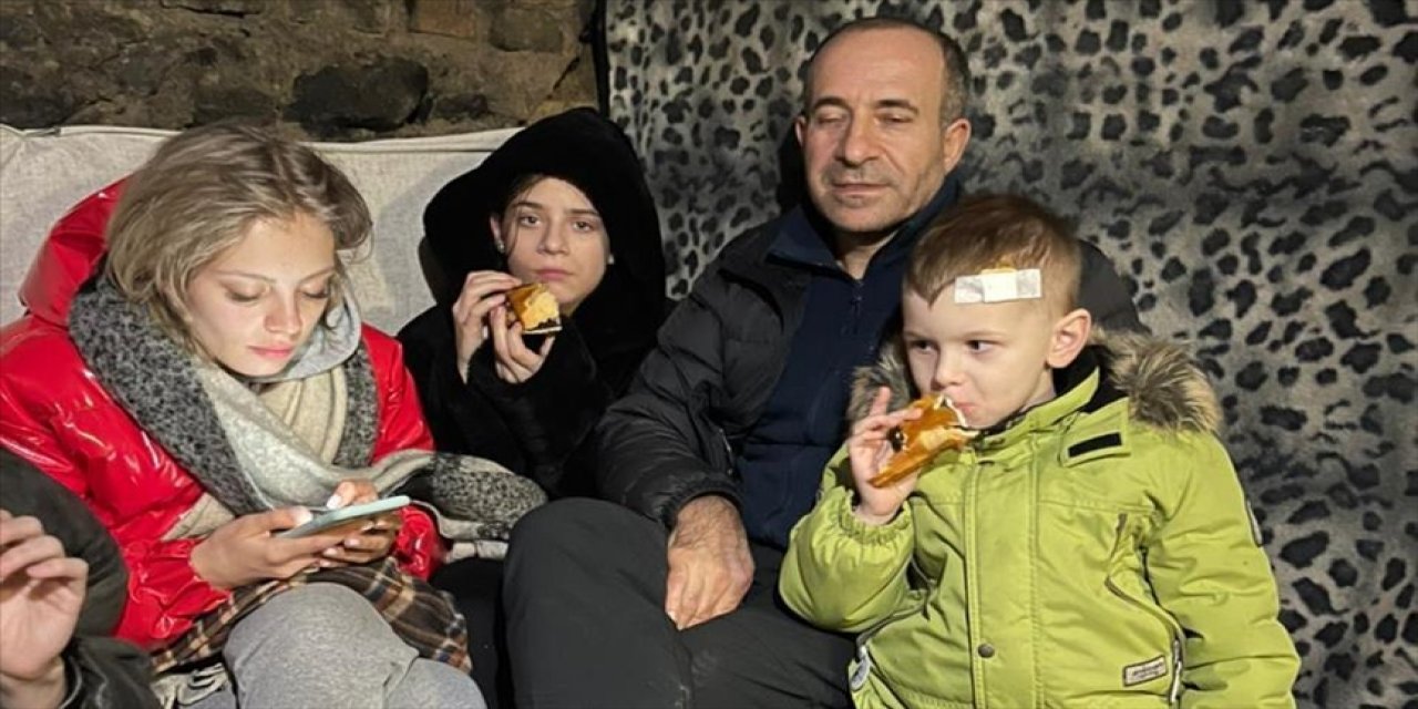 Ukrayna'dan gelen Türk: Sığınakta bir film setinde gibiydik
