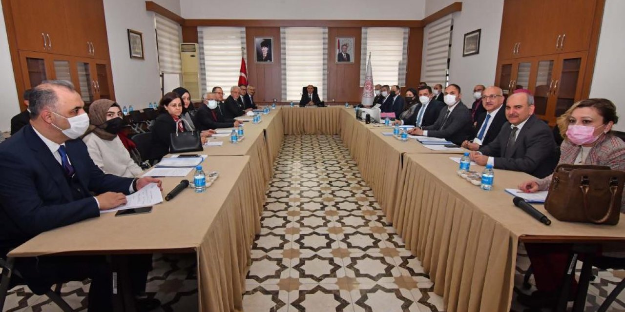 Konya Valiliği, kurum ve kuruluşlarla toplantı gerçekleştirdi