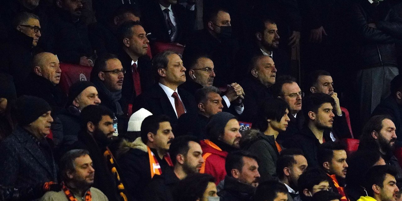 Bakan Kasapoğlu, ve Özdemir Galatasaray’ı yalnız bırakmadı
