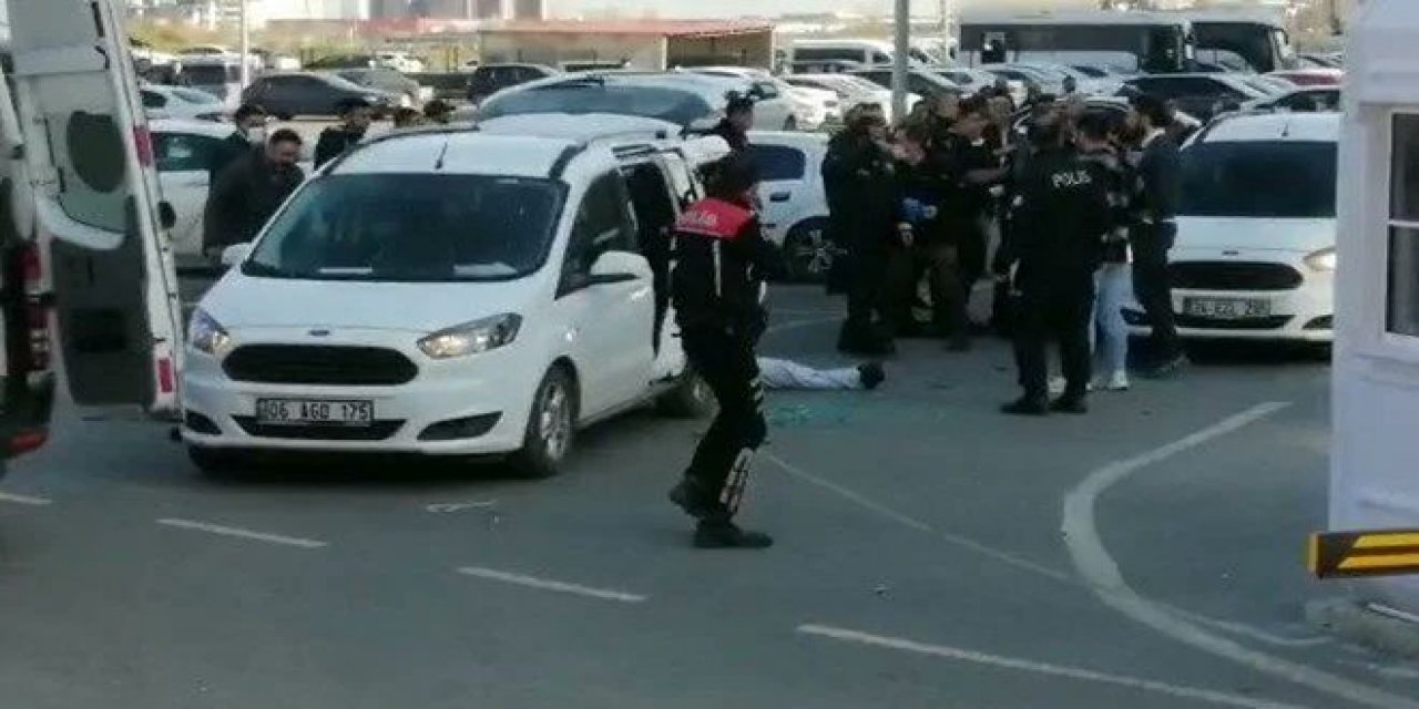 Son Dakika: Adliye önünde silahlı kavga! Çok sayıda ölü ve yaralı var