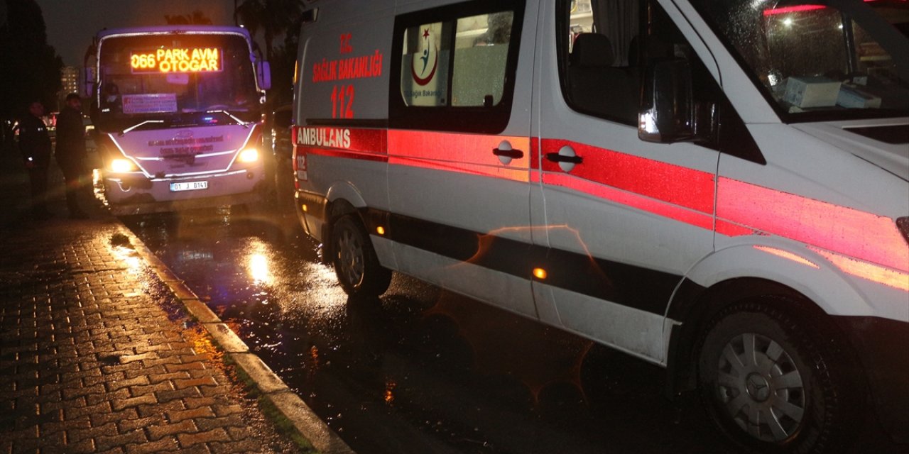 Otobüs şoförüne bıçaklı saldırı!