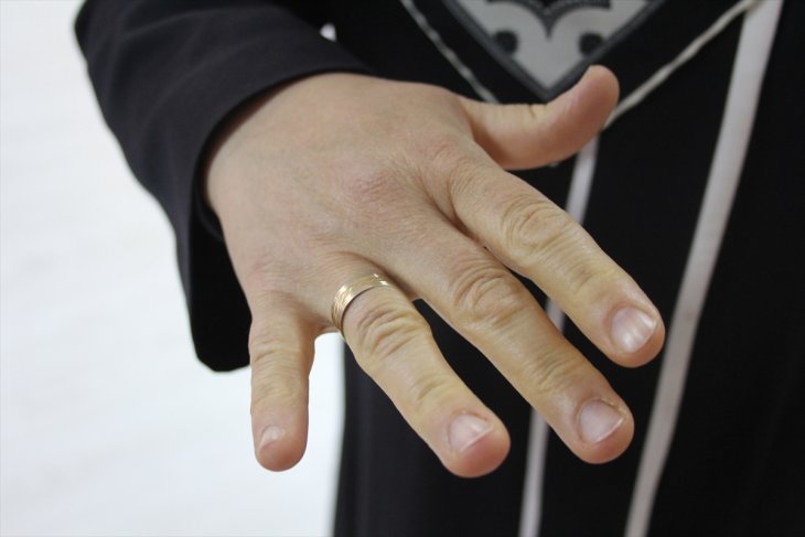 Kilolarından kurtulup evlilik yüzüğünü 15 yıl sonra yeniden taktı