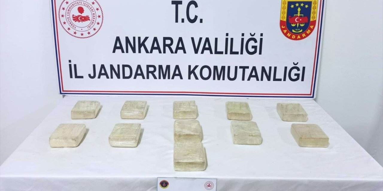 Jandarmadan uyuşturucuya darbe! 5,5 kilo eroin ele geçirildi