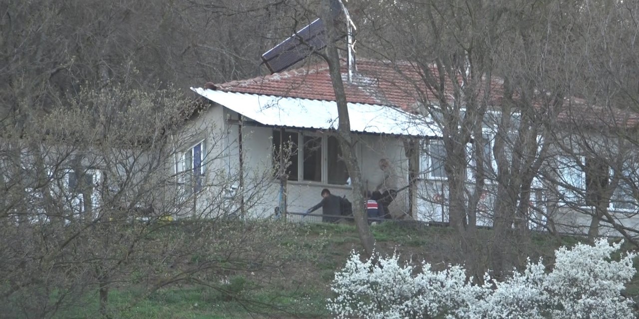 Aile katliamı! 4 kişilik aile tüfekle vurulmuş halde bulundu