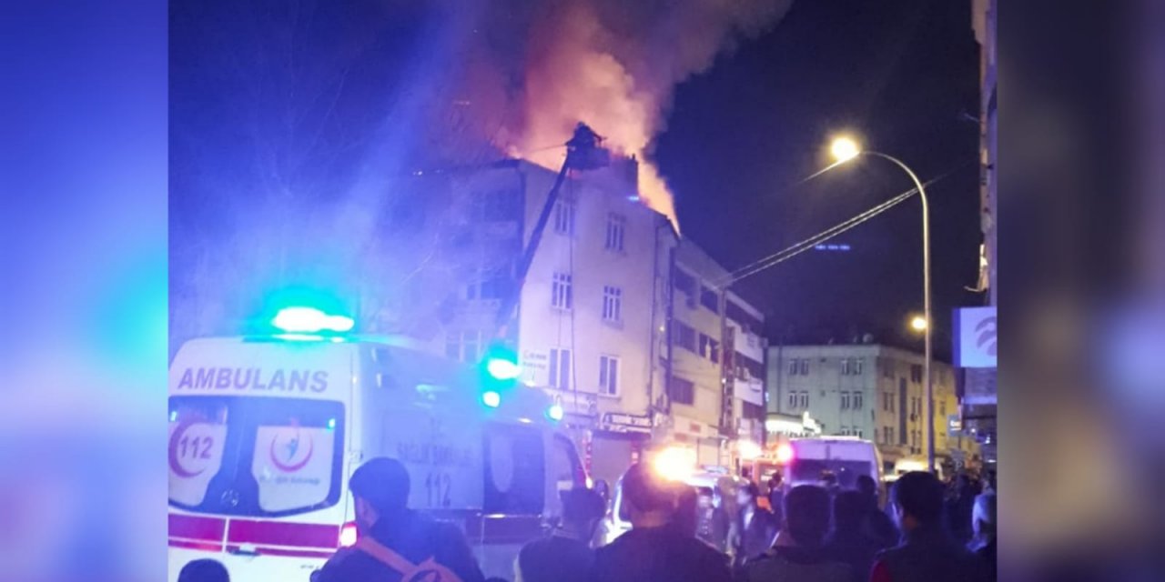 Konya’da iş merkezinde korkutan yangın