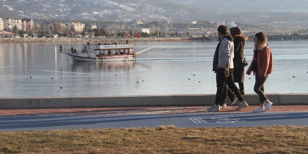 Beyşehir Gölü’nde gezinti turları başladı