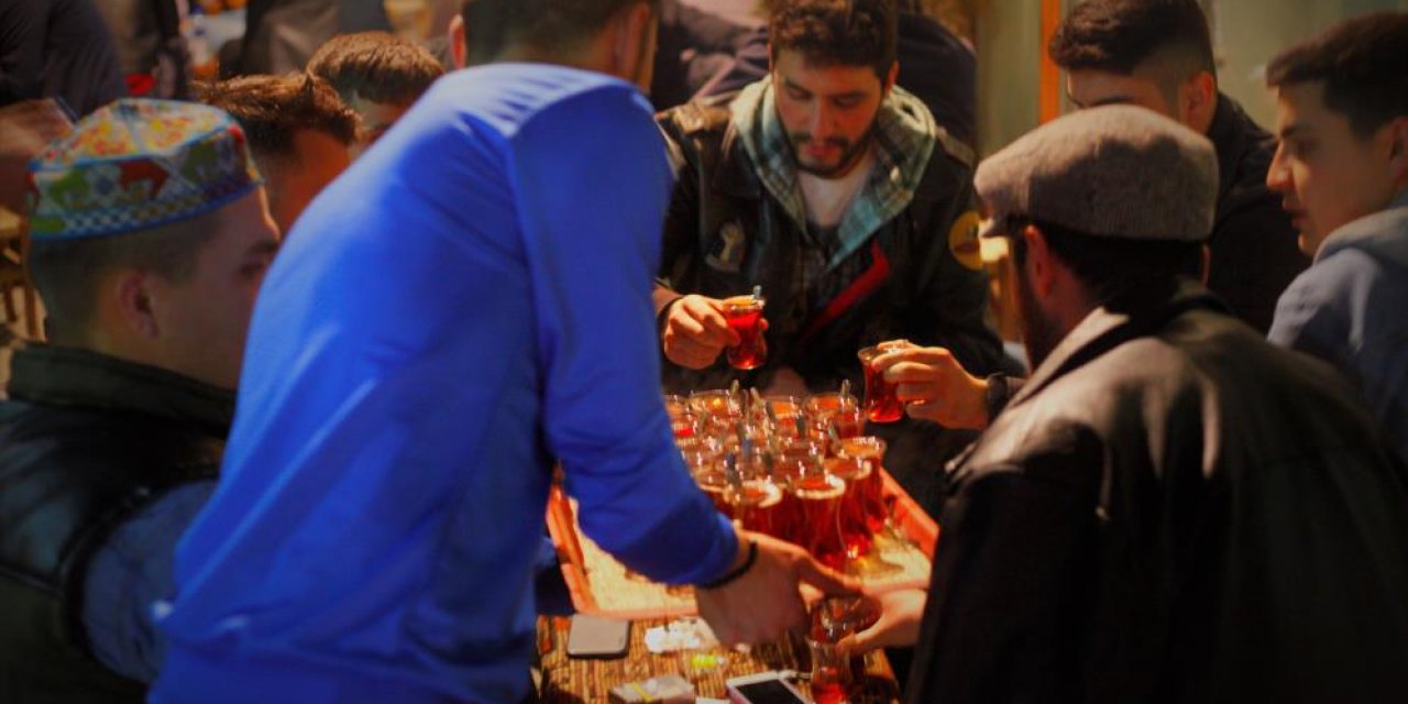 Konya’da iftar ile sahur arası özlenen keyif