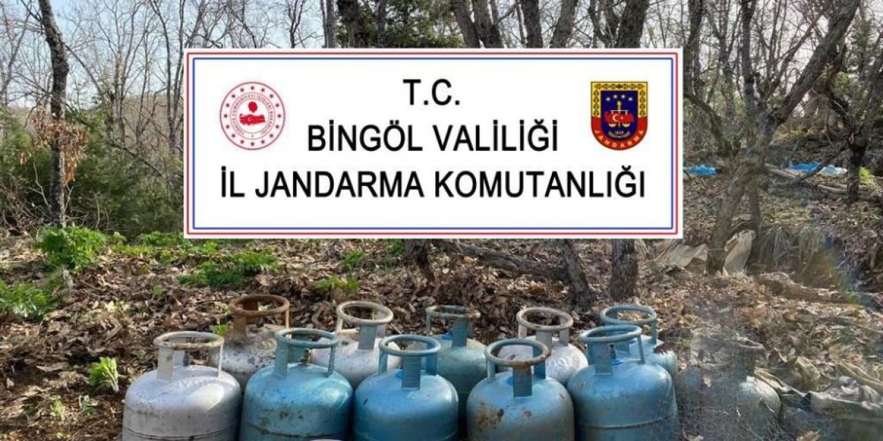 Teröristlerin kullandığı 6 odalı sığınak imha edildi