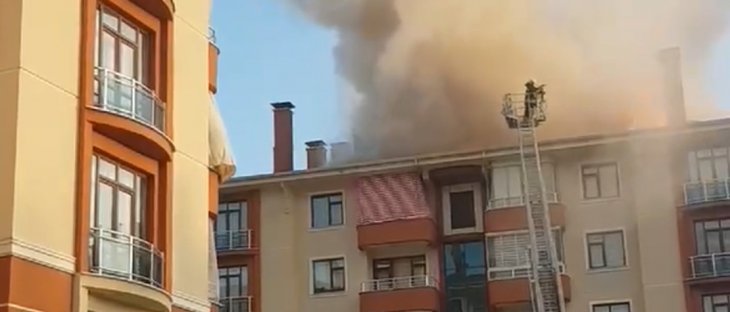 Konya'da 6 katlı binada korkutan yangın!
