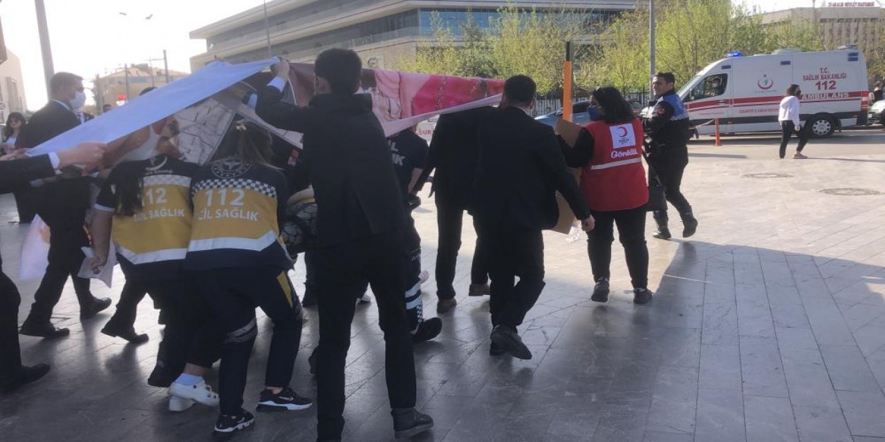 AVM’nin 3. katından düşen hamile kadın hayatını kaybetti