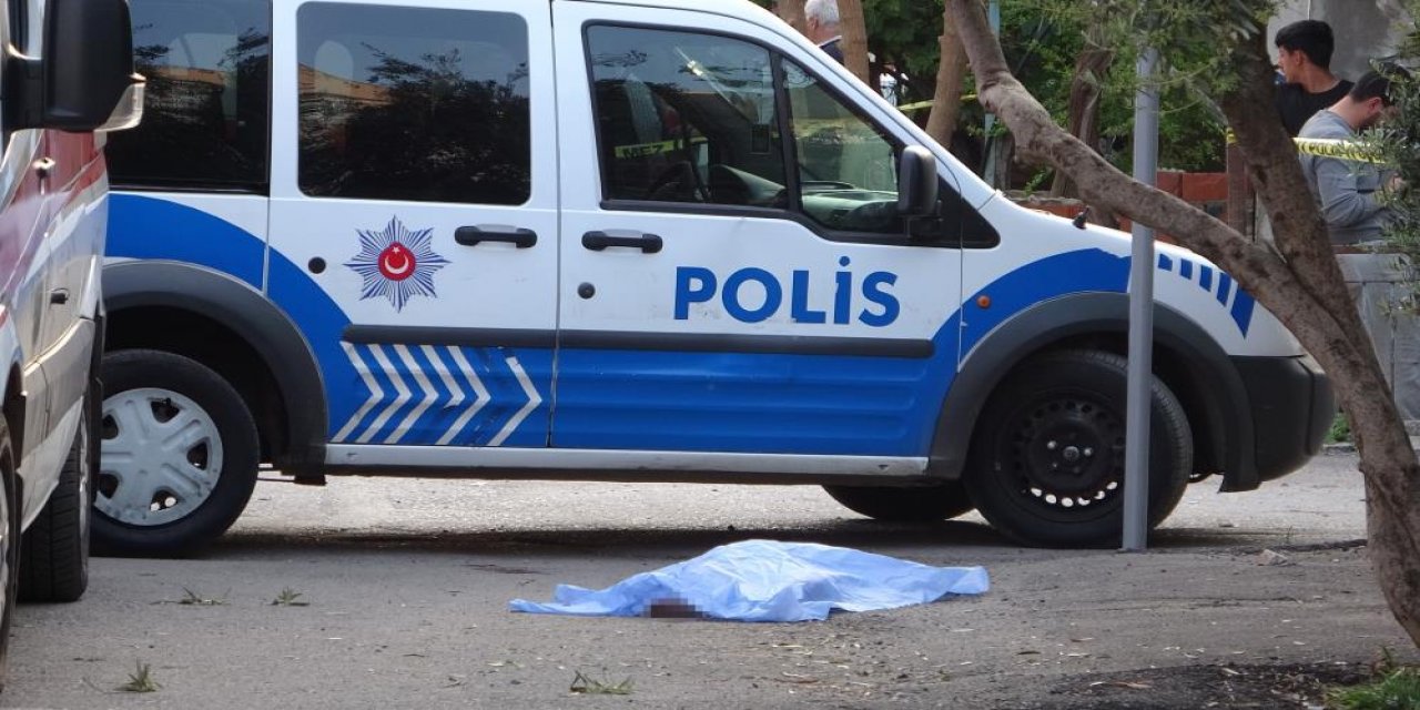 2 yaşındaki çocuğun feci ölümü! Oyun için girdiği kamyonun altında kalarak can verdi