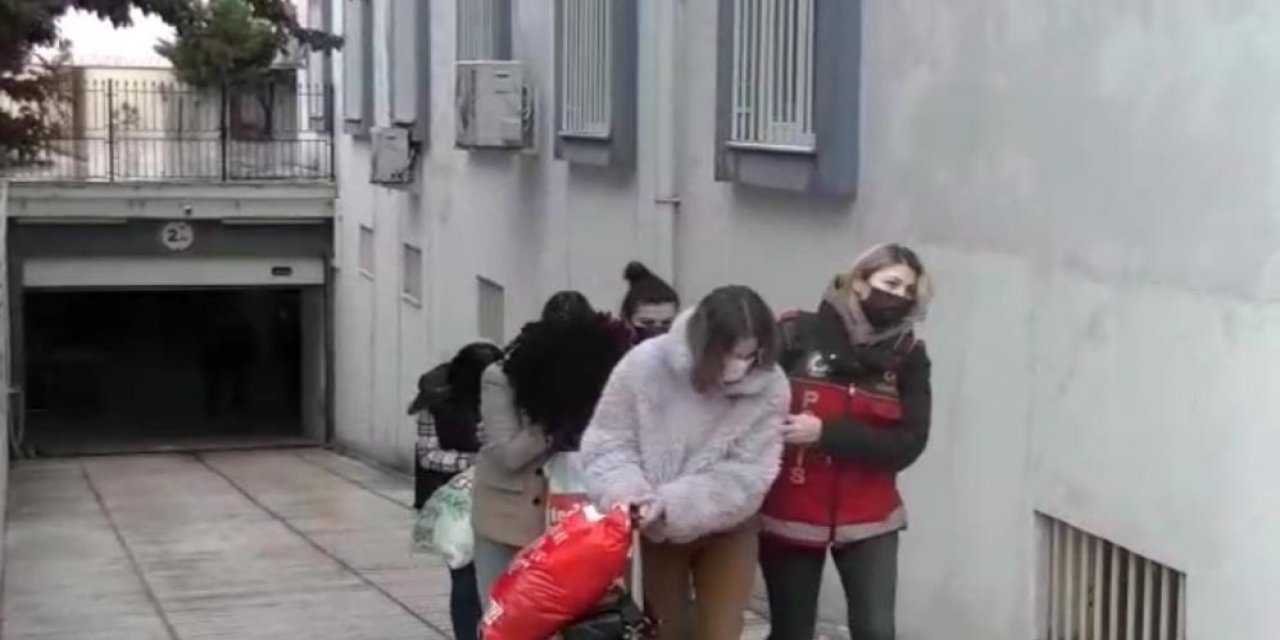 Araç kiralama şirketlerinin internet sitesini kopyalayan şebekenin yöntemleri deşifre edildi