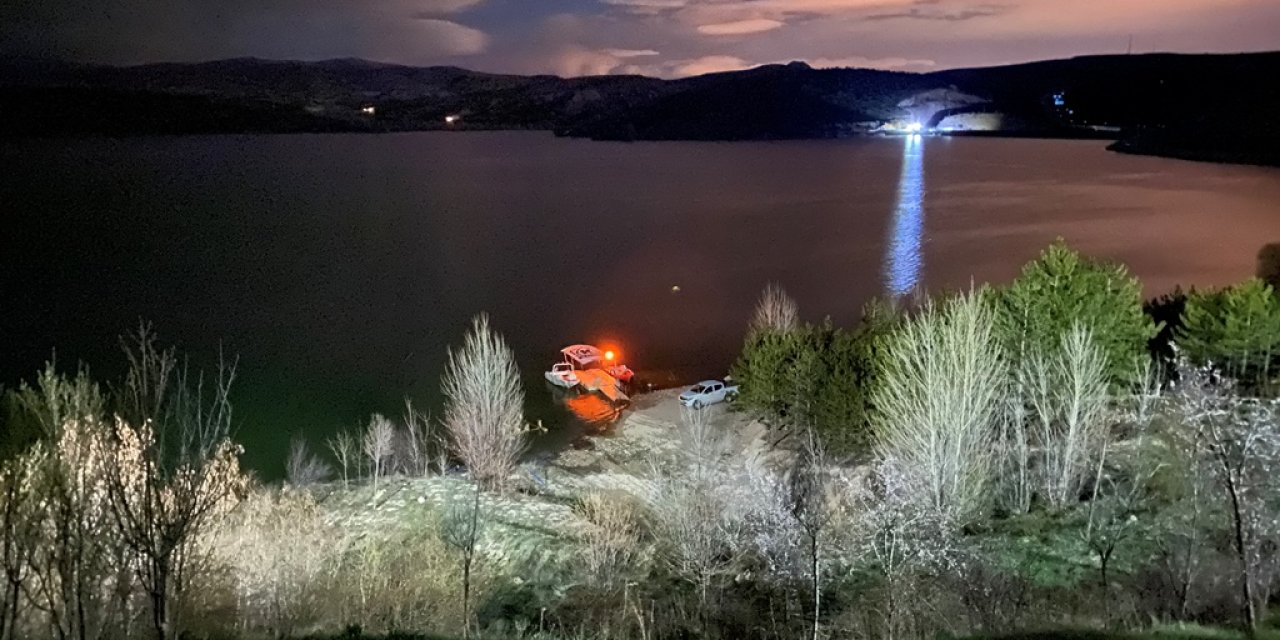 Konya’daki baraj gölünde iftardan sahura denetim