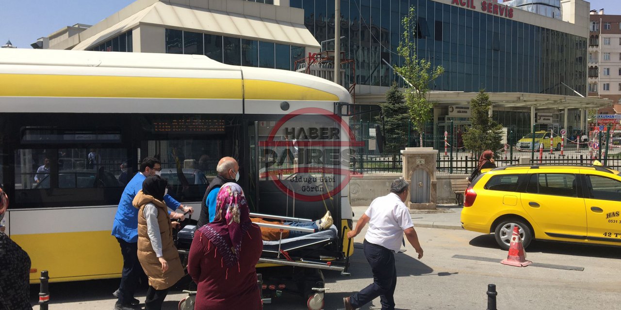 Konya’da otobüste rahatsızlanan kadın yolcuyu şoför hastaneye yetiştirdi