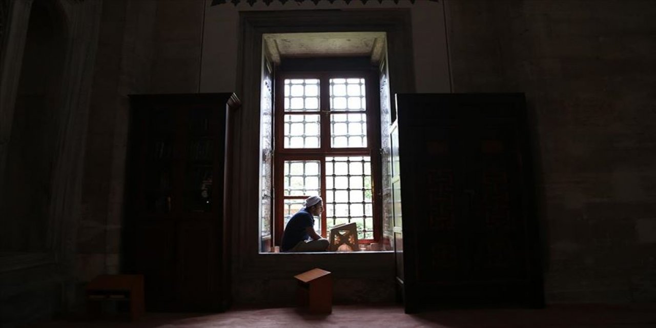 Konya'da vatandaşlar 'itikaf' için bu camilere kapandı