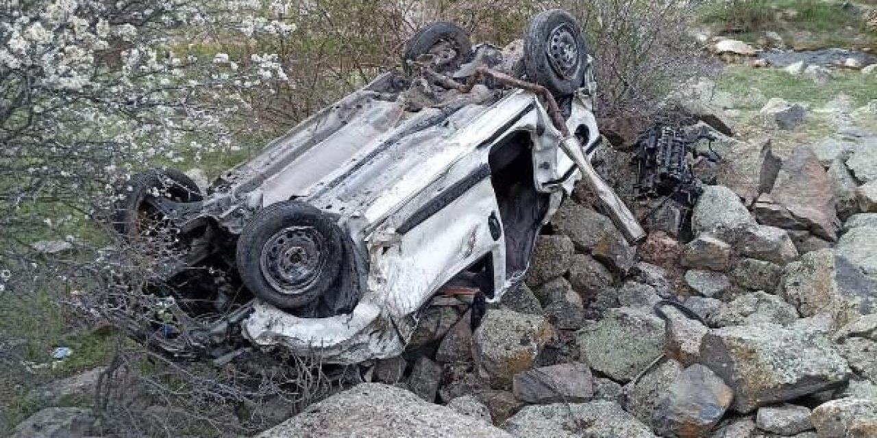 Konya plakalı hafif ticari araç, 200 metrelik uçuruma yuvarlandı