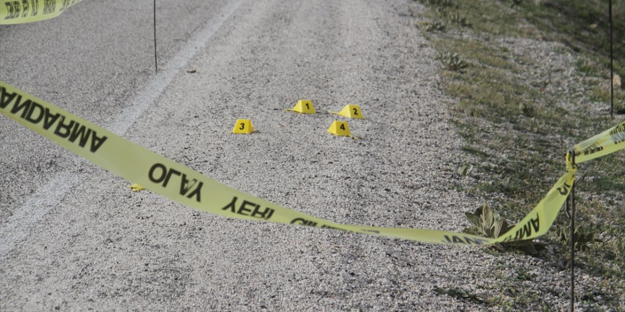 Konya’da bir kişi, yolculuk ettiği arkadaşını silahla yaraladı