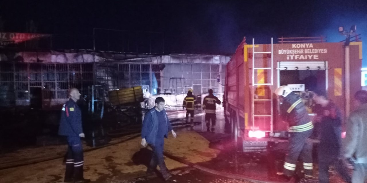 Konya’da lastik dükkanında çıkan yangın bitişiğindeki 3 iş yerine sıçradı