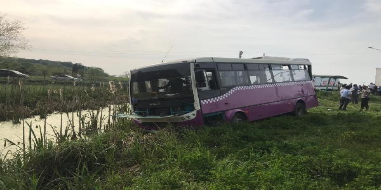 Halk otobüsü ile kamyon çarpıştı, ölü ve yaralılar var!