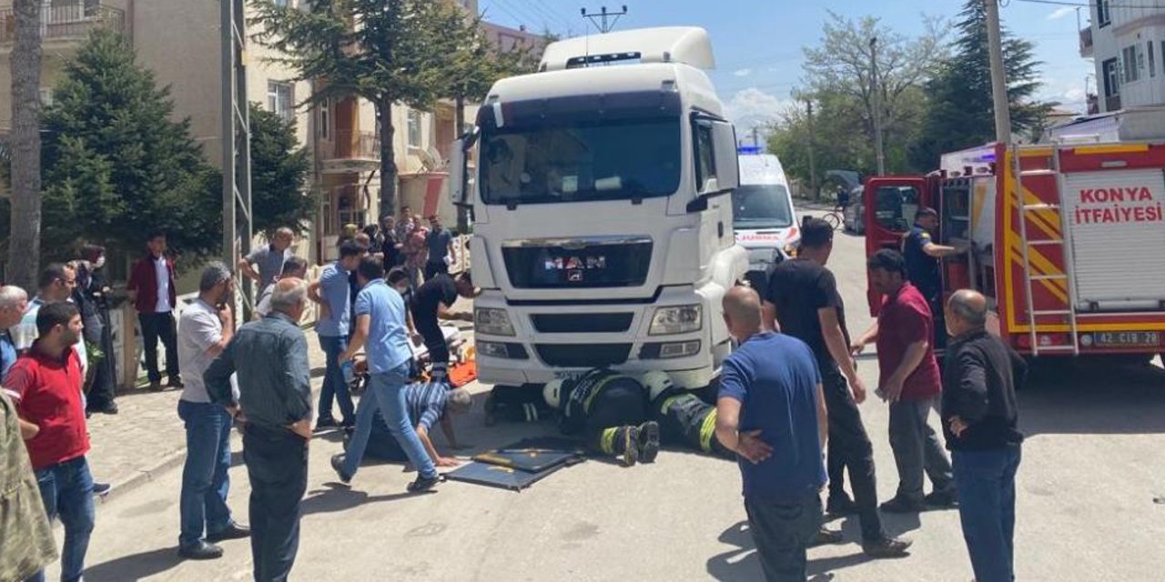 Konya’da TIR’ın altında sıkışan bisiklet sürücüsü hayatını kaybetti
