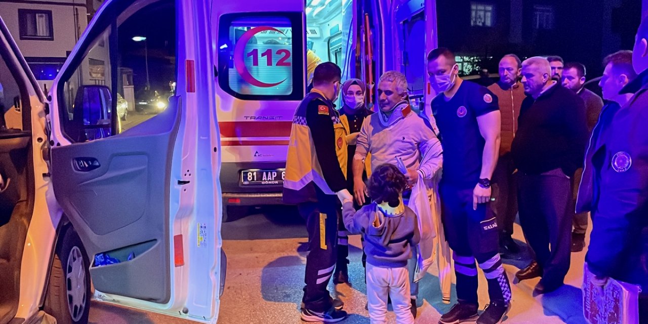 Cipin çarptığı görme engelli çift ve çocukları yaralandı