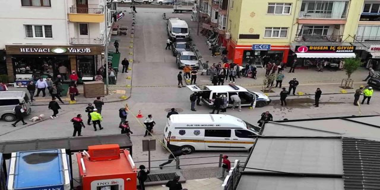 Ekip otosunda kanlar içinde bulunan genç polis hayatını kaybetti