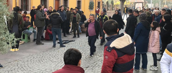 Sokak müzisyenleri Konya'da bu caddeyi mesken tuttu