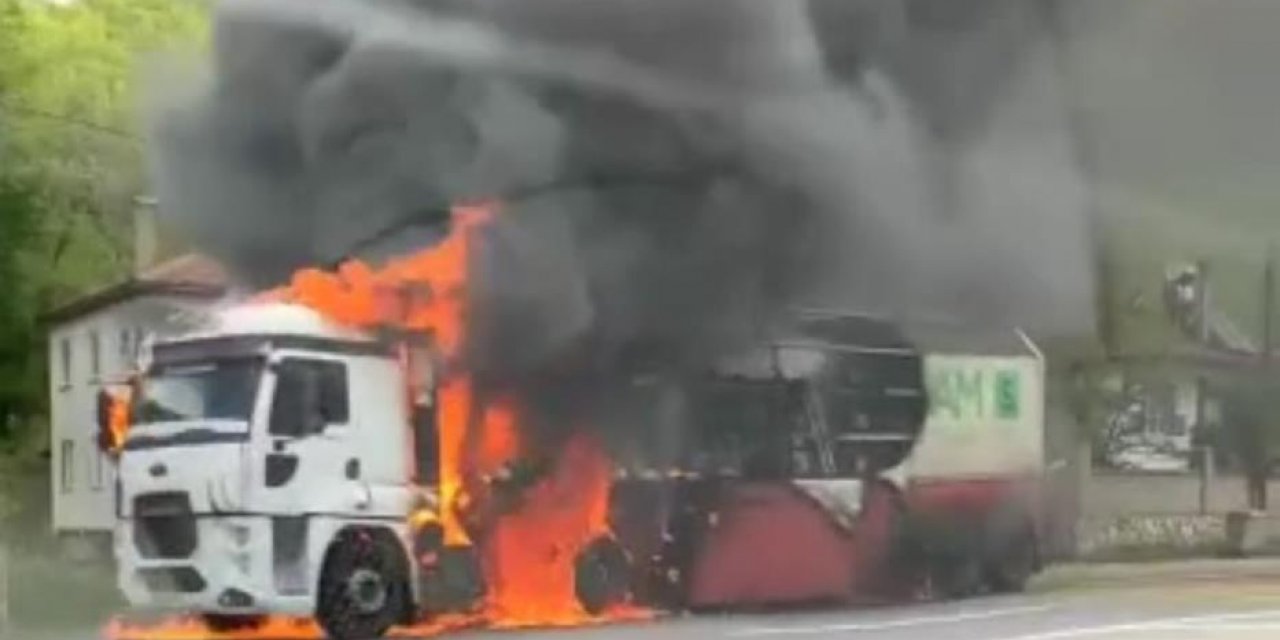 Konya plakalı cam yüklü TIR alev alev yandı