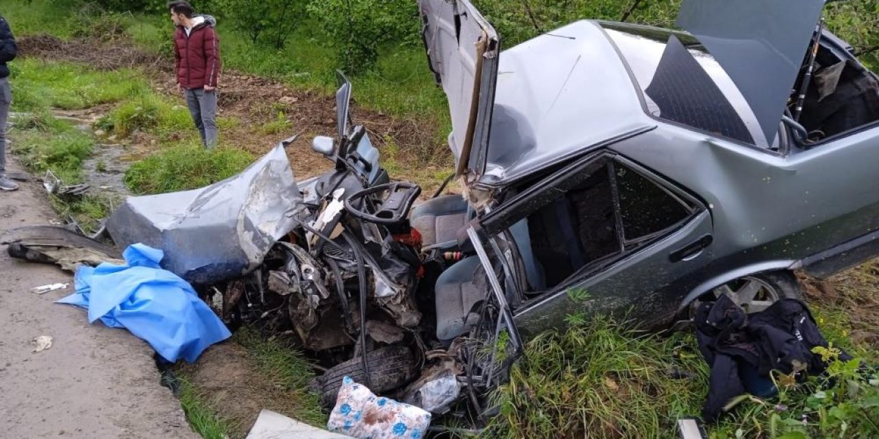 Kızını doktora götürmek için yola çıkan baba kazada öldü