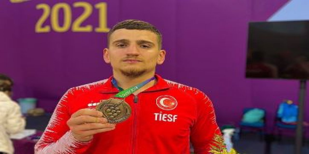 Batuhan Şimşek’ten bronz madalya